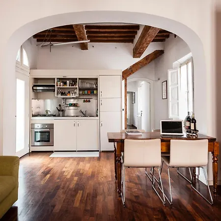 Spacious 2Br Apartment For Families Central & Quiet Pisa Lejlighed