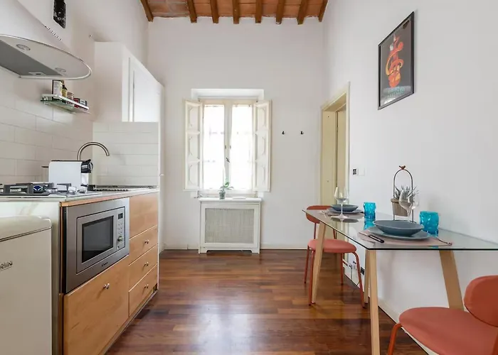 Spacious 2Br Apartment For Families Central & Quiet Pisa Lejlighed *
