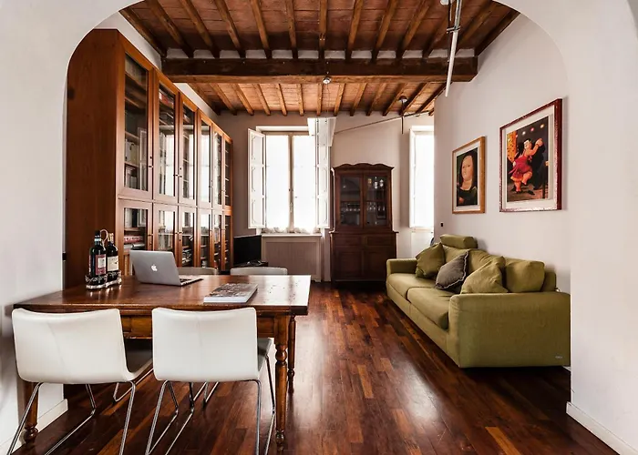 Spacious 2Br Apartment For Families Central & Quiet Pisa Pisa